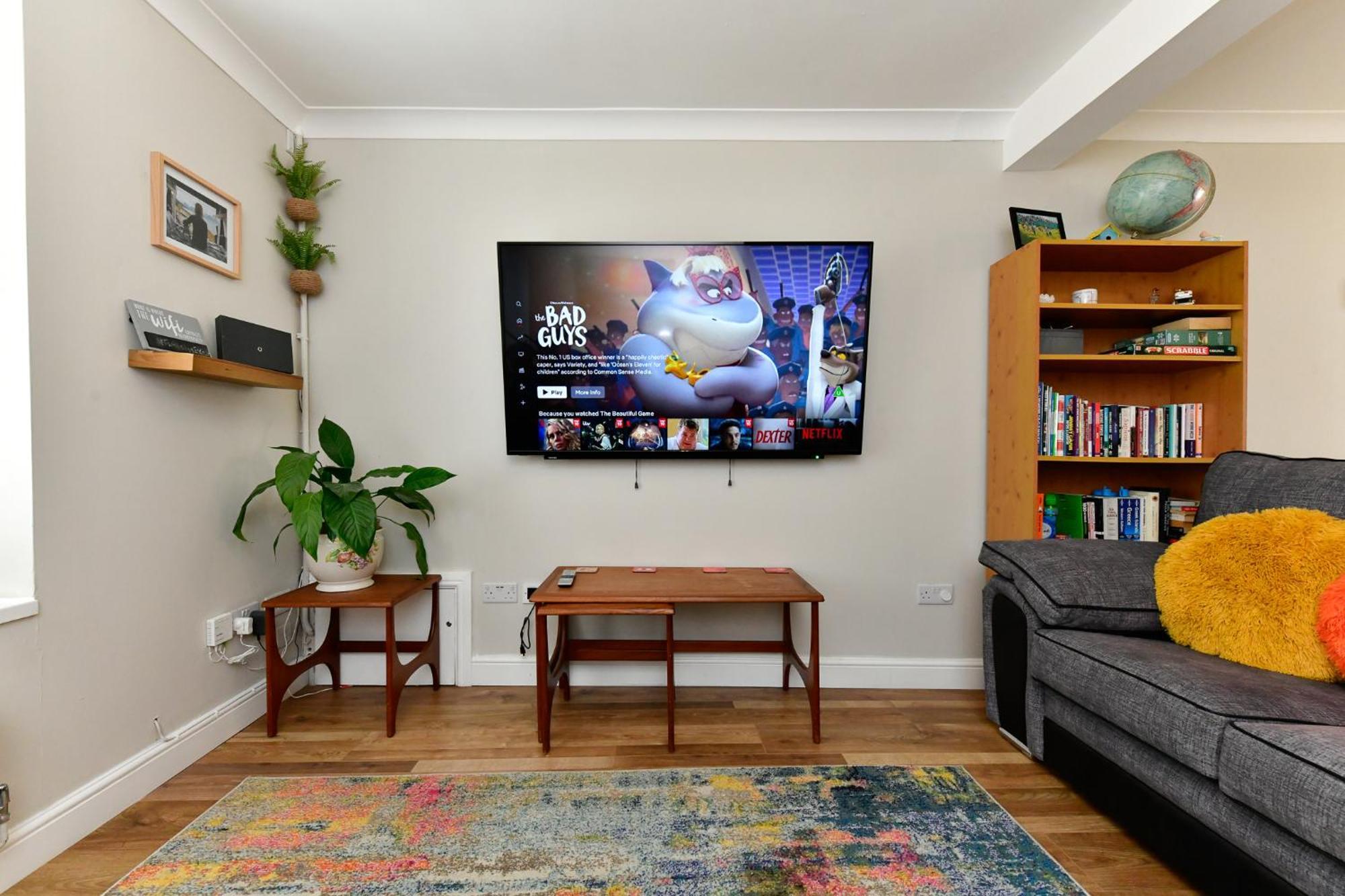 Free Parking - Heart Of The City - Superb Townhouse & Garden - Peaceful Area But Only 5Min Walk To Beach, Shops, Bars, Arena, Marina, Parks Swansea Exterior foto